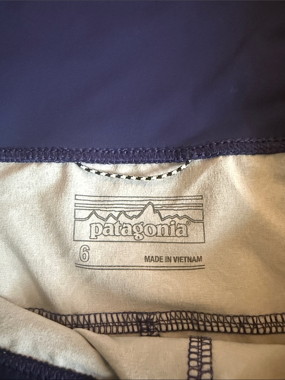 Patagonia Tyrolean Bike Shorts Size 6 - Picture 3 of 4